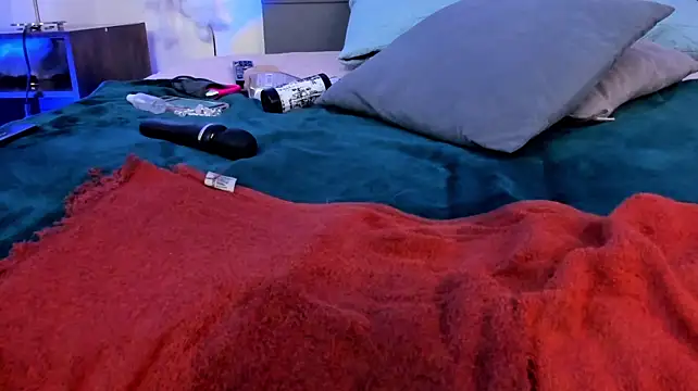 Lucerop_ live cam preview