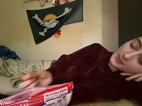 Snowbunnycake_131 webcam