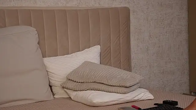 Jennifer_Hills webcam