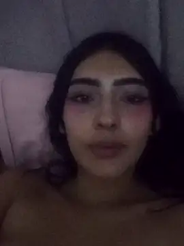 JuliethaFox webcam