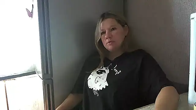Juliamodest1