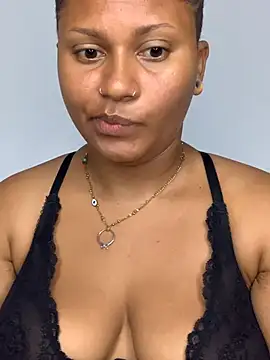madelltheebony webcam