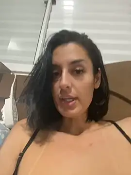 Catmila94 Live Webcam on Stripchat