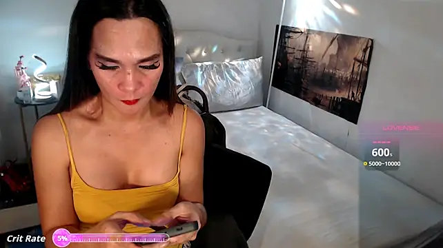 NinaDOM4CUM webcam