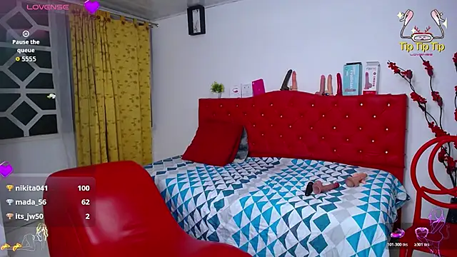 thalia_mills19