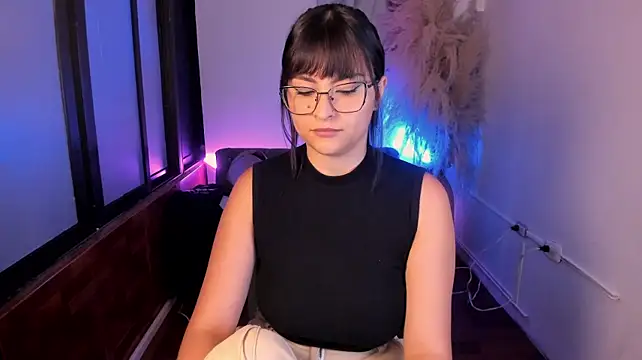 TifanyWhite_