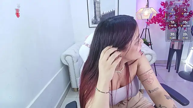 Maggy_t18 webcam