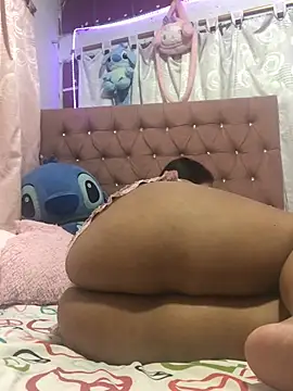 Rachellcooperrr webcam