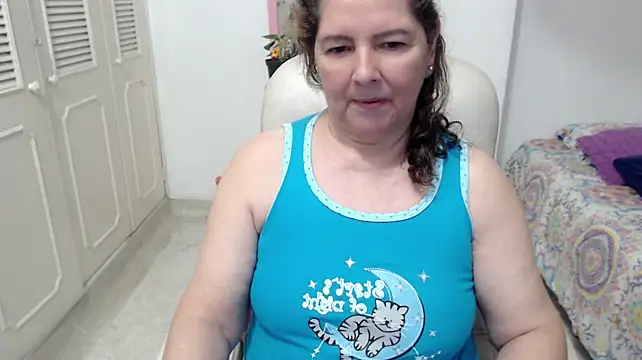 leonela_69 webcam