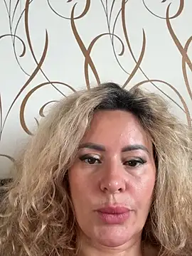 Tania201243 webcam