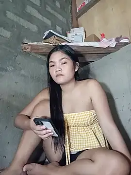 PinaySkinnyJust18 webcam
