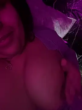ViviCuzinhoGuloso webcam