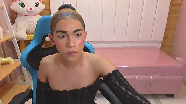 nahomy_a webcam
