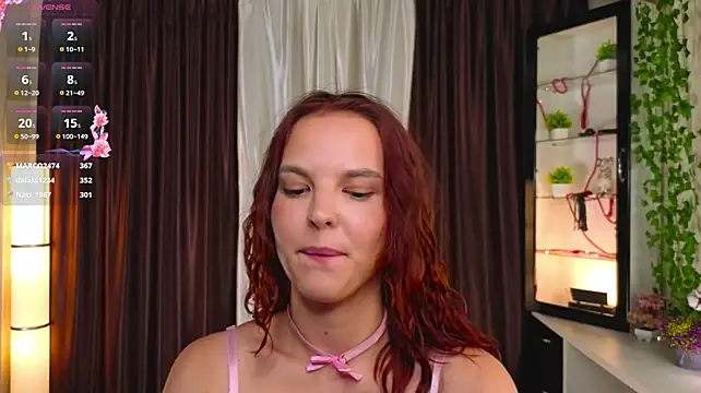 PollyHiller1 live sex cam