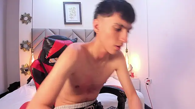 LeoDrake_ live cam on StripChat