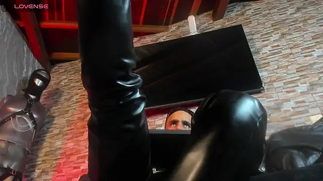 Seth_Owner webcam