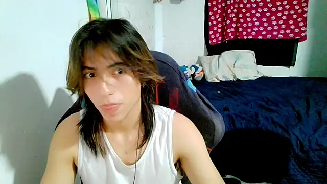 Alucard7ww7 webcam