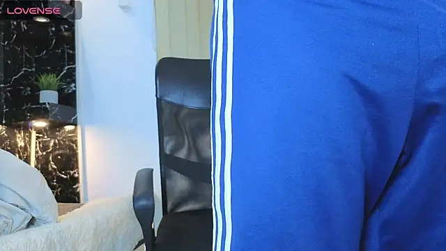 MR_EITHAN webcam