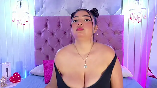 ArianaRougee webcam