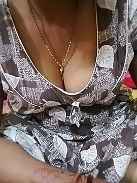 Lovely-Deepa webcam