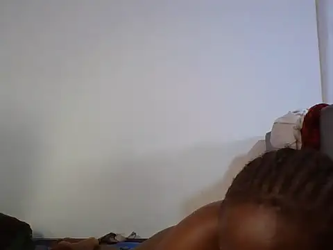 Brunette_blonde webcam