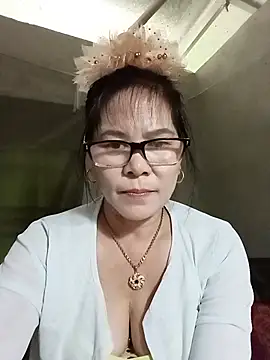 EmthichXyx webcam