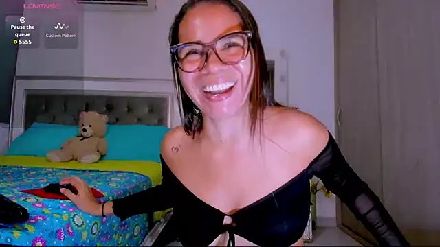 sharonDulce webcam