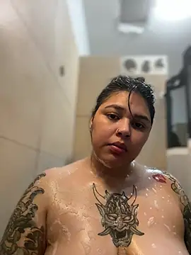 miacanela_xo