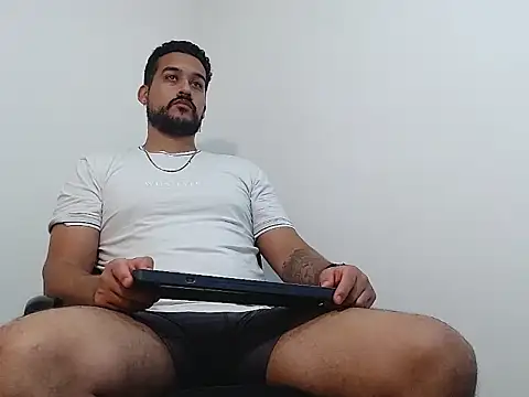 _CHRIS-DENNIS_