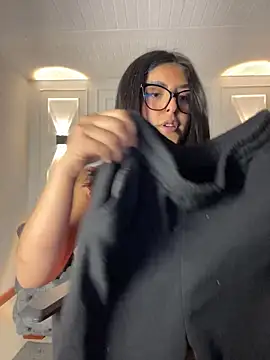kim_zaratte webcam