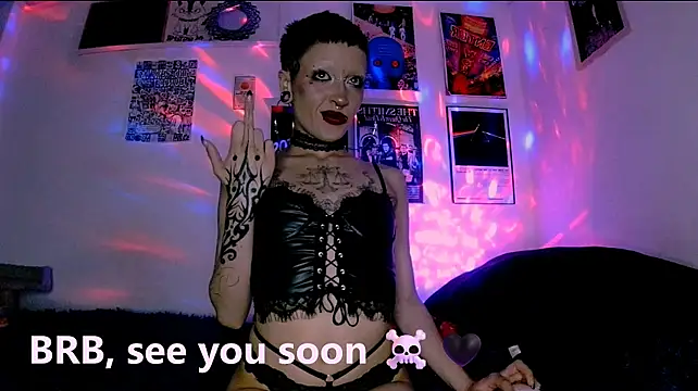 plutonbluemooon333 webcam