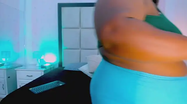 TreisyVixen