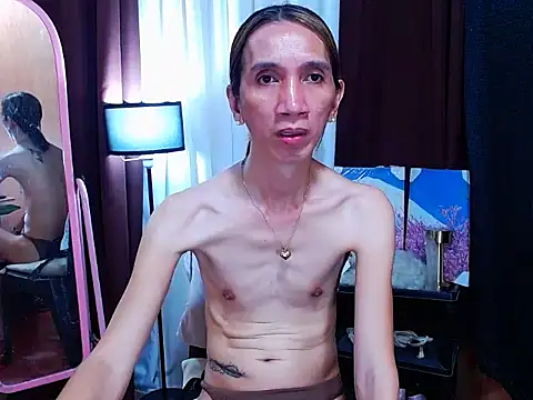 UrSkinnyHugeCock