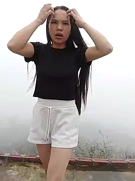 MiuMiu-Babyy webcam
