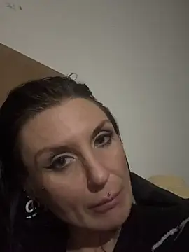 Plasticdollx webcam