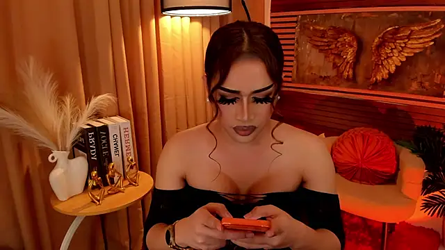 LolaDiva69 webcam