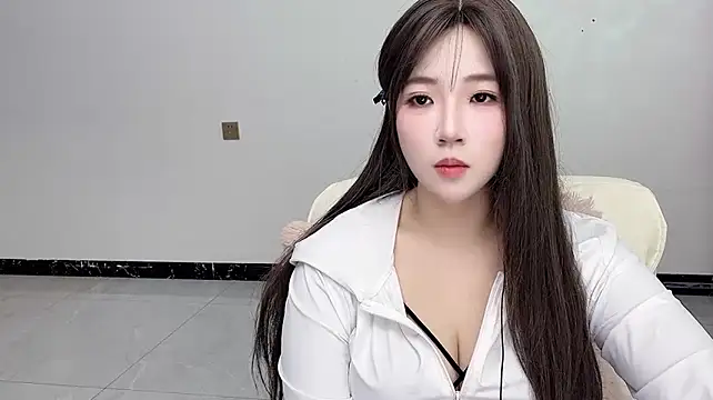 Lucy_8858