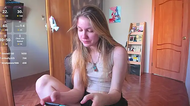Tiny_Kiss webcam