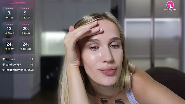 luna_404 webcam