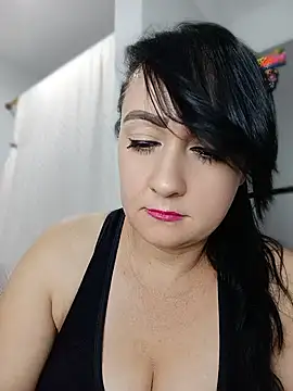 taaliaxxx live cam on StripChat