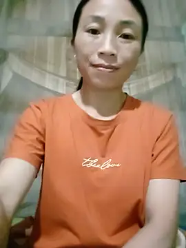 Lulu-bumba live cam on StripChat