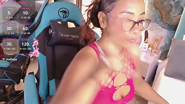 NinaCarter live cam on StripChat
