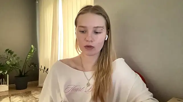PlasaRima live cam on StripChat