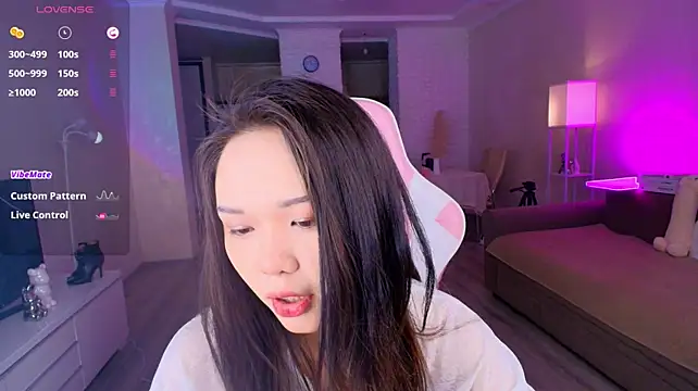 Petitekaya live cam on StripChat