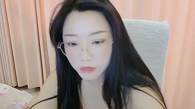 ccoo777 live cam on StripChat
