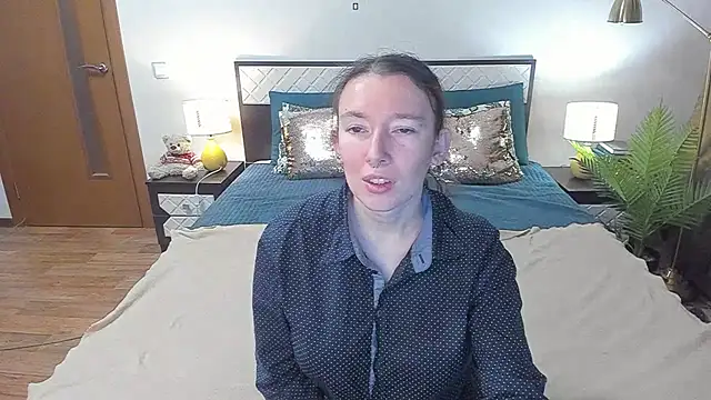 CatherineWalls live cam on StripChat