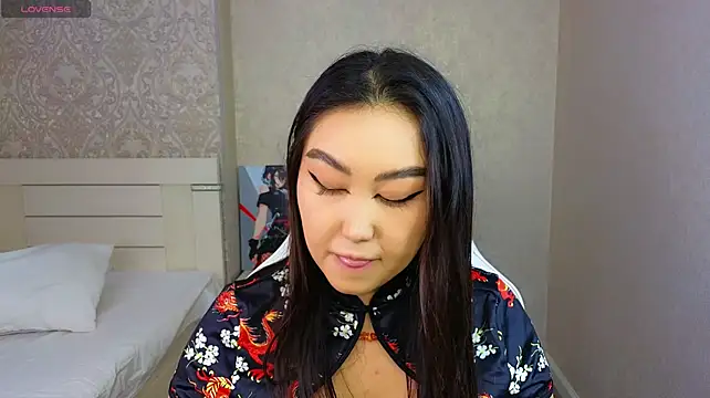 Diana_Moon_ live cam on StripChat