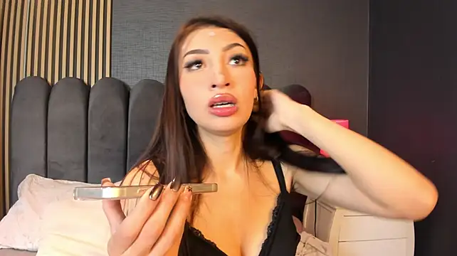 Nicolette_ks_ live cam on StripChat