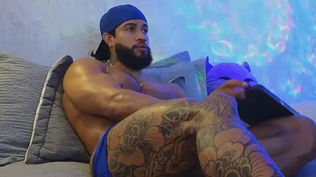 Osher_Cox live cam on StripChat