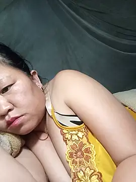 riso-00 live cam on StripChat